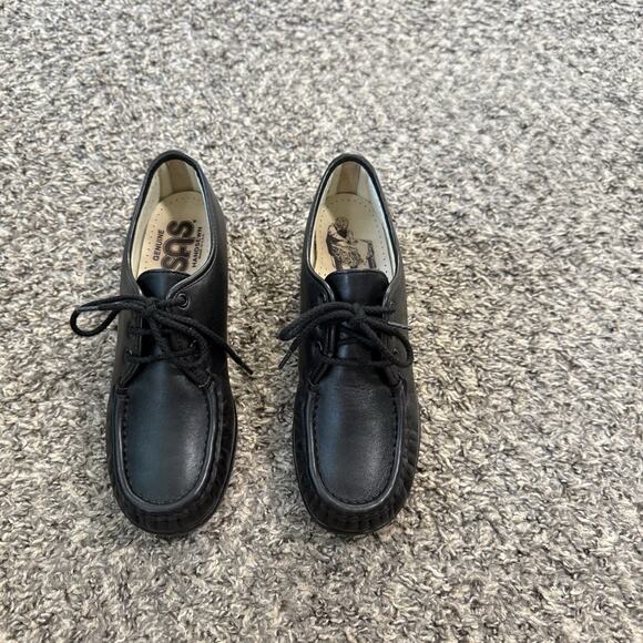 SAS Siesta Walking Shoes Size 7 WW Black Leather Comfort Tripad Lace Up EUC - Picture 2 of 8